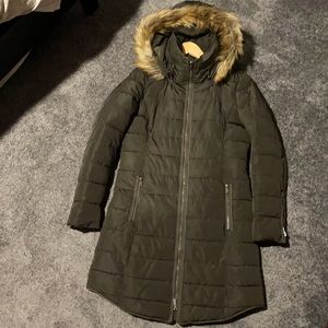 Rachel Roy Shirttail-Hem Puffer Coat size small